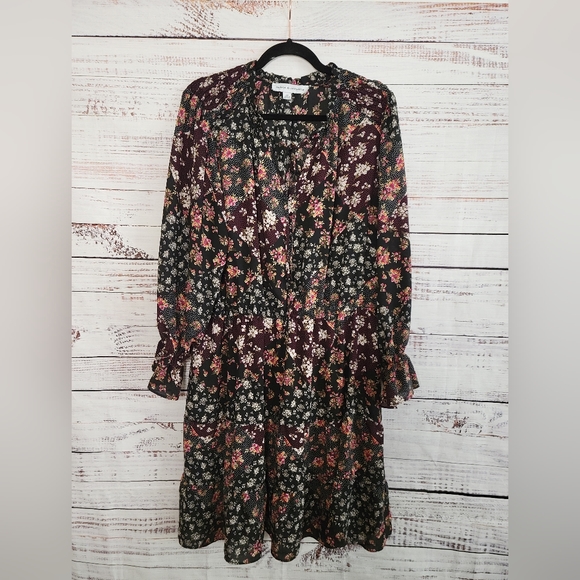 Emma & Michele Dresses & Skirts - Emma & Michelle 2X Lantern Sleeve Floral Swing Dress